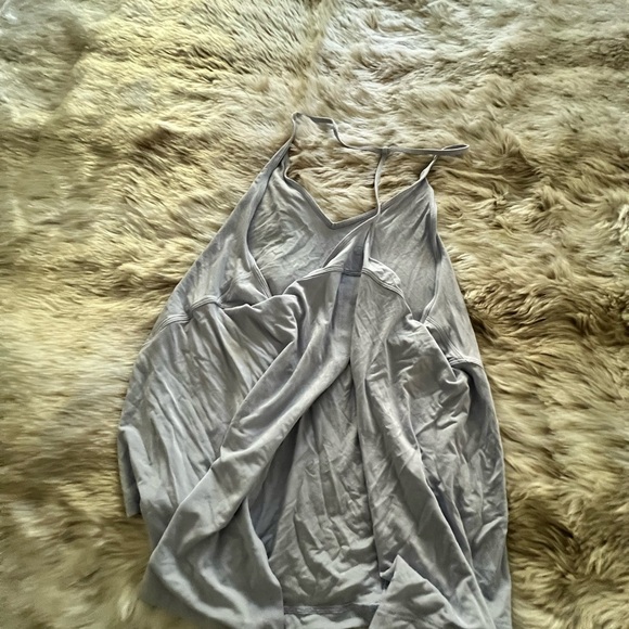 Lululemon Modal Silk Top Yoga in Pastel Blue - Picture 4 of 4